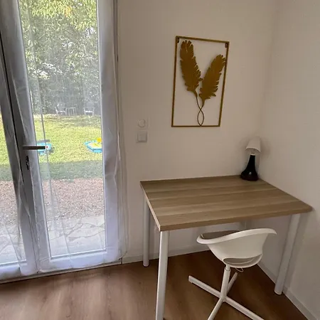 Domaine Familial- 3 Privatifs- 13 Pers- Jardin Et Parking Gratuit Hébergement de vacances *
