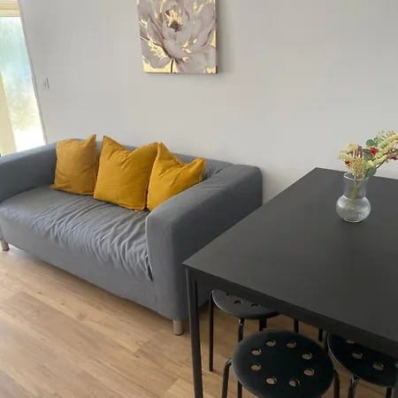 Hébergement de vacances Domaine Familial- 3 Privatifs- 13 Pers- Jardin Et Parking Gratuit Poitiers