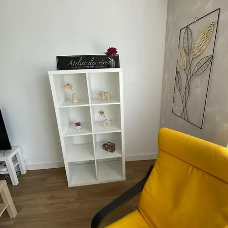 Hébergement de vacances Domaine Familial- 3 Privatifs- 13 Pers- Jardin Et Parking Gratuit *